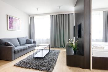 Wynalazek 2 by Homeprime, Varšava (fotografie 2)