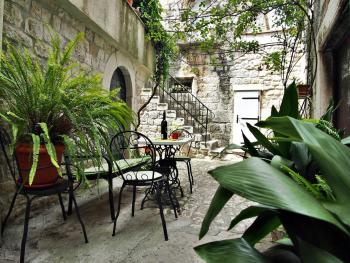 Rooms & Studio Stipcic, Trogir (foto 2)