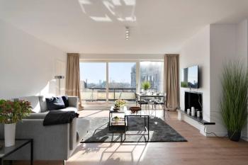 City PENTHOUSE, rooftop terrace, free NETFLIX, wifi and airco, Amberes (foto 2)