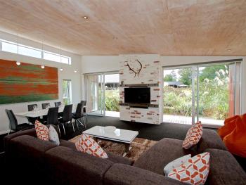 Stargazer - Ohakune Holiday Home, Ohakune (photo 3)