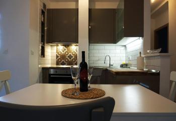 Deluxe Apartment Joia with Balcony on the Beach Bačvice, Free Parking, Old Town, Near Ferry Port, Split (photo 2)