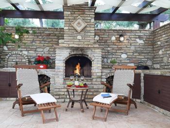 Rustic Home with pool, Citta' Sant'Angelo (photo 4)