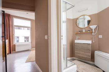 SHWAY - The Suit, Anversa (foto 5)
