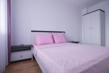 White Apartment, Prisztina (zdjęcie 3)