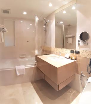 Amora NeoLuxe Suites Hotel, Bangkok (fotografie 5)