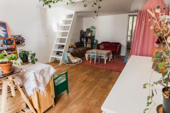 Bright atypical duplex in Menilmontant, Paryż (zdjęcie 4)