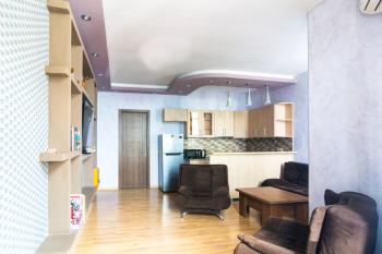 Apartment on takaishvili street, Batumi (foto 2)