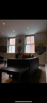 Spacious Shude Hill Apartment With Balcony, Manchester (zdjęcie 3)