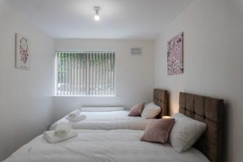 Gorgeous ground floor apartment + free parking, Manchester (zdjęcie 3)