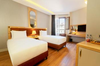 Grand Sirkeci Hotel, Istanbul (photo 2)