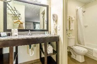 Quality Inn & Suites Creedmor - Butner, Creedmoor (fotografie 2)