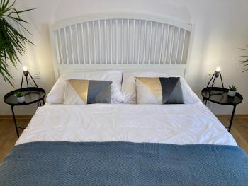 Duo 2 Debniki Modern Apartment near Old Town Fast Wi-Fi Self Check-in, Cracovie (photo 3)