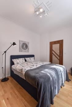 Cosy & renovated 2BD flat near Vitoshka by Flat Mаnager, Sofia (Foto 3)