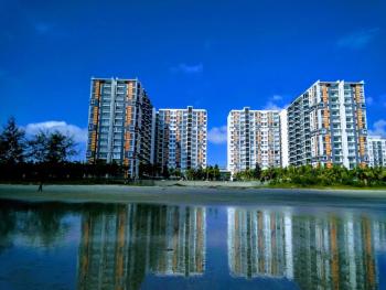 Timurbay by Dfamilia, ground floor suite with easy access to the pool and beach, Куантан (фото 4)