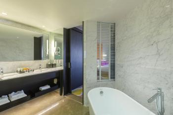 Crowne Plaza Bangkok Lumpini Park by IHG, Bangkok (fotografie 2)