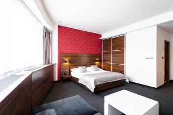 Tempus Club Garni Hotel, Братислава (фото 2)