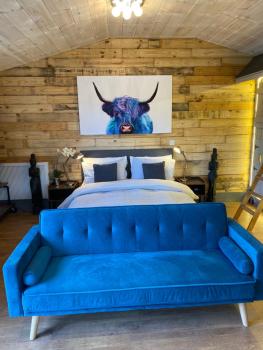 Willow Court Farm Studio East & Petting Farm, 8 mins to Legoland & Windsor, 15 mins to Lapland UK, Windsor (photo 2)