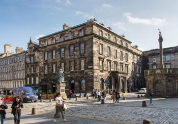 Parliament Sq (apt 10 ) Royal Mile, Edimburgo (foto 2)