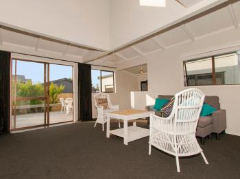 Beach Central - Whangamata Holiday Home, Whangamata (foto 4)