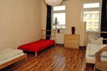 3-Raum-Fewo-Dresden-Zentrum-Balkon-Blick-auf-Altstadt-L10, Drážďany (fotografie 5)