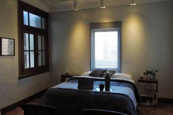 Stylish suite steps from Dorrego Square, Buenos Aires (fotografie 3)