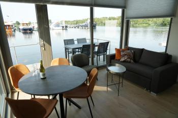 Floating vacationhome Tenerife, Maastricht (foto 3)
