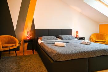 2BR Apartment for 6 with Private Terrace near city center & Metro U2, Vídeň (fotografie 2)