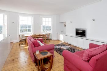 Stunning Georgian Apartment in Central Bath, Bath (photo 5)