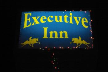Executive Inn, Tullahoma (photo 3)