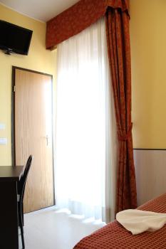 Hotel Lugano, Milan (photo 3)