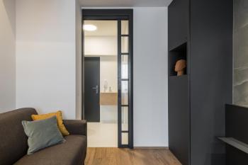 Fully renovated stylish duplex in a convenient location, Praha (fotografie 5)
