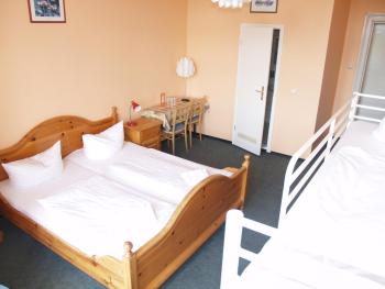 Happy Go Lucky Hotel + Hostel, Berlino (foto 5)