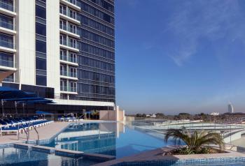Avani Plus Palm View Dubai Hotel & Suites, Dubai (photo 4)
