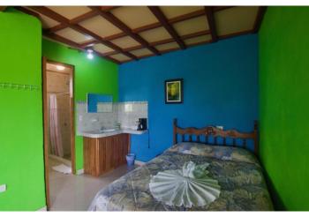 Cabinas Los Tucanes Private Room #4 with Volcano view, Fortuna (foto 3)