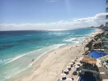 Studio oceanfront prime location, Cancún (foto 3)