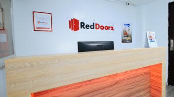 RedDoorz near Zobel Roxas St, Manila (photo 5)