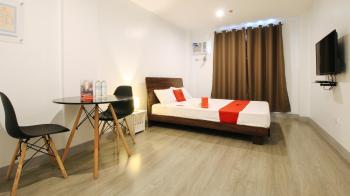 RedDoorz near Zobel Roxas St, Manila (photo 2)