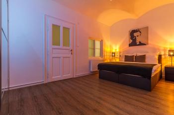 2bds apartment in UJEZD - P14, Praha (fotografie 5)
