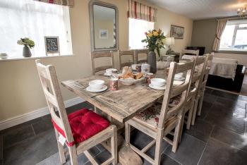 Old bakery Cosy Cottage in Bath, 3 Bedroom, FREE Parking, Bath (photo 2)