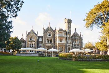Oakley Court, Windsor (photo 2)