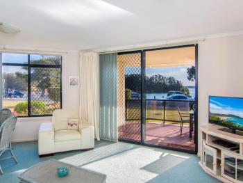 Horizons 1, Forster (fotografie 2)