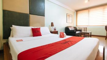 RedDoorz at Timog Avenue Quezon City, Manila (photo 2)