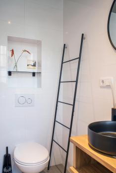 Studios at the canal, Amsterdam (photo 3)