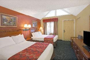 Super 8 by Wyndham Downtown Gatlinburg at Convention Center, Gatlinburg (photo 5)