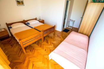 Apartment in Starigrad-Paklenica 6877, Starigrad-Paklenica (Foto 5)