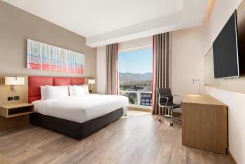 Ramada Encore by Wyndham Muscat Al-Ghubra, Mascate (foto 3)