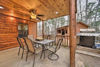 Cabin w/ Hot Tub & Grill - 6 Mi to Broken Bow Lake, Stephens Gap (фото 4)
