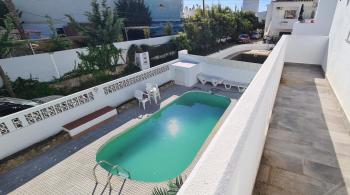 Oura - Large Villa - Private Pool - 5 Bedrooms, Албуфейра (фото 2)