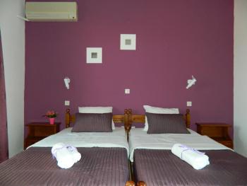 Roseberry Studios, Faliraki (photo 2)