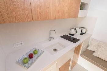 Vivere InBlue - Deluxe apartment over the sea, Pera Gyalos (fotografie 5)